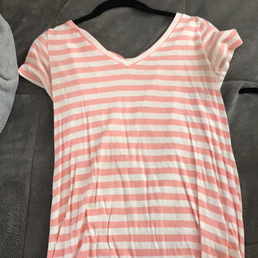 Medium white and pink striped shirt